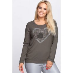 Zielona Bluzka Awareness. Zielone bluzki damskie marki Born2be, xl, z aplikacjami, z okrągłym kołnierzem, z długim rękawem. Za 39,99 zł.