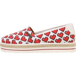 Love Moschino HEART Espadryle white. Szare espadryle damskie marki Love Moschino, z materiału. W wyprzedaży za 351,75 zł.