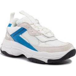 Sneakersy CALVIN KLEIN JEANS - Maya B4R0449 Bright White/Blue As. Białe półbuty damskie Calvin Klein Jeans, z jeansu. W wyprzedaży za 389,00 zł.