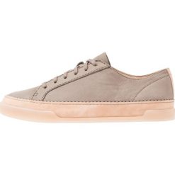 Trampki damskie slip on: Clarks HIDI HOLLY Tenisówki i Trampki khaki