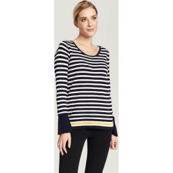 Sweter w kolorze granatowo-biało-żółtym. Żółte swetry damskie Zabaione, Hailys, l, bez wzorów, bez rękawów, bez kaptura. W wyprzedaży za 59,95 zł.