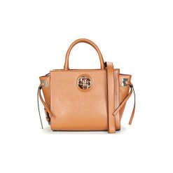Torebki do ręki Guess OPEN ROAD SOCIETY SATCHEL. Pomarańczowe torebki klasyczne damskie marki Guess, z aplikacjami, do ręki, bez dodatków. Za 609,00 zł.