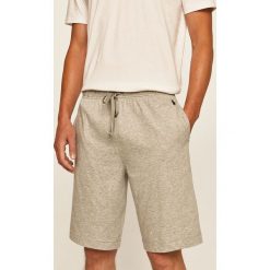 Polo Ralph Lauren - Szorty. Szare spodenki i szorty męskie Polo Ralph Lauren, m, bez wzorów, z bawełny. W wyprzedaży za 149,90 zł.