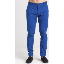 SPODNIE CHINO SLIM FIT Emporio Armani. Niebieskie spodnie męskie Emporio Armani, na imprezę, m, z aplikacjami, z elastanu. Za 517,30 zł.
