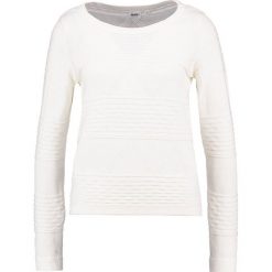 Swetry klasyczne damskie: Object OBJENA MORGAN Sweter gardenia