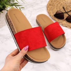 Klapki damskie na platformie espadryle czerwone Vinceza - czerwony. Czerwone espadryle damskie Vinceza, bez wzorów, bez obcasa, na platformie. Za 45,00 zł.