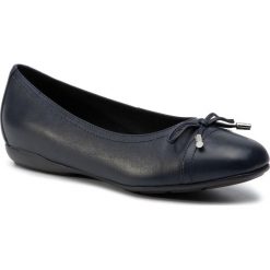 Baleriny GEOX - D Annytah D D927ND 00085 C4002 Navy. Niebieskie baleriny damskie Geox, bez wzorów, ze skóry ekologicznej, bez obcasa, na płaskiej podeszwie. Za 389,00 zł.