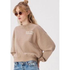 Bluza z szerokimi rękawami - Kremowy. Białe bluzy damskie Sinsay, s, bez wzorów, bez rękawów, bez kaptura. Za 39,99 zł.