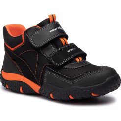 Śniegowce GEOX - J Baltic B.B Wpf A J842YA 004FU C0038 S Black/Orange. Czarne śniegowce chłopięce Geox, bez zapięcia. W wyprzedaży za 189,00 zł.
