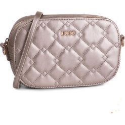 Torebka LIU JO - S Camera Case A69104 E0007 Gold 00529. Żółte listonoszki damskie Liu Jo, bez wzorów, ze skóry ekologicznej, bez dodatków. W wyprzedaży za 299,00 zł.