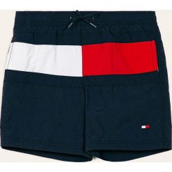 Tommy Hilfiger - Szorty kąpielowe dziecięce 104-164 cm. Zielone spodenki chłopięce TOMMY HILFIGER, bez wzorów, z poliesteru. Za 199,90 zł.