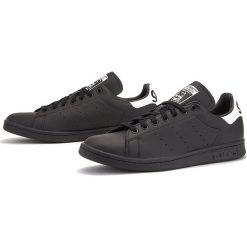ADIDAS ORIGINALS STAN SMITH > EE5819. Sneakersy męskie Adidas, z paskami. W wyprzedaży za 259,99 zł.
