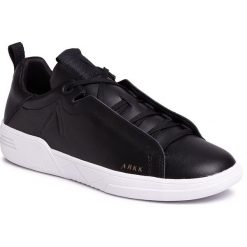Sneakersy ARKK COPENHAGEN - Uniklass Leather S-C18 IL4605-0099-W Black. Czarne półbuty damskie ARKK Copenhagen, na co dzień, bez wzorów, ze skóry, bez obcasa, na płaskiej podeszwie, bez zapięcia. Za 519,00 zł.