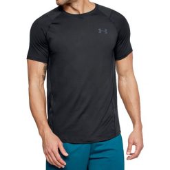 Under Armour Raid 2.0 SS Left Chest Tee 1323415-001. Czarne t-shirty męskie Under Armour, xxl, bez wzorów, z elastanu, bez kołnierzyka. W wyprzedaży za 129,99 zł.