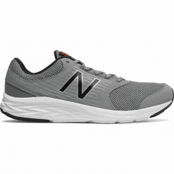 New Balance M411LG1. Buty sportowe męskie New Balance, z materiału, bez zapięcia, do biegania. W wyprzedaży za 149,99 zł.