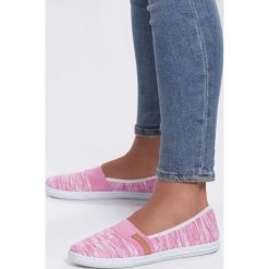 Różowe Tenisówki Excitant. Różowe trampki i tenisówki damskie marki vices, w paski, z paskami. Za 39,99 zł.
