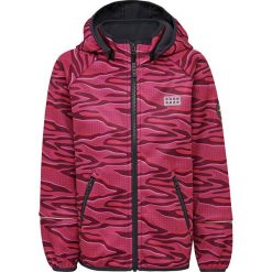 Kurtka softshellowa "Simone 700" w kolorze różowo-fioletowym. Różowe kurtki niemowlęce Legowear, bez wzorów, bez kaptura. W wyprzedaży za 149,95 zł.