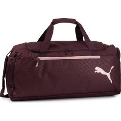Torba PUMA - Fundamentals Sports Bag M 755281 11 Vineyard Wine. Fioletowe plecaki męskie Puma, bez wzorów, z materiału, sportowe. Za 159,99 zł.