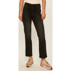 Pepe Jeans - Jeansy Dion. Czarne jeansy damskie Pepe Jeans, l, z podwyższonym stanem. W wyprzedaży za 319,90 zł.