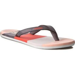 Japonki adidas - Eezay Striped W S80425 Tragre/Hazcor/Eascor. Szare chodaki damskie Adidas, z materiału. Za 89,00 zł.