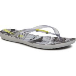 Japonki IPANEMA - Wave Natural Fem 26426 Grey/Clear 24837. Szare klapki damskie Ipanema, bez wzorów, z tworzywa sztucznego, bez obcasa. Za 79,99 zł.