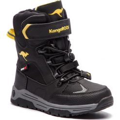 Śniegowce KANGAROOS - Lero Ev Rtx 18268 000 5028 D Jet Black/Sun Yellow. Czarne śniegowce chłopięce KangaROOS, bez zapięcia. W wyprzedaży za 209,00 zł.