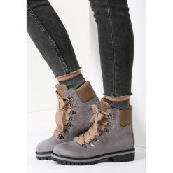Ciemnoszare Traperki Bye Bye Love. Szare buty zimowe damskie vices. Za 119,99 zł.