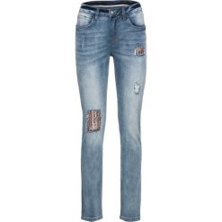 Dżinsy z aplikacją z cekinów bonprix niebieski "bleached”. Niebieskie jeansy damskie bonprix, z jeansu. Za 149,99 zł.