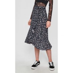 Answear - Spódnica Secret Garden. Spódniczki damskie ANSWEAR. W wyprzedaży za 79,90 zł.