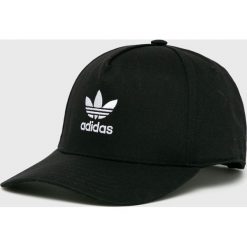 Adidas Originals - Czapka. Czarne czapki męskie adidas Originals, bez wzorów, z bawełny. Za 89,90 zł.