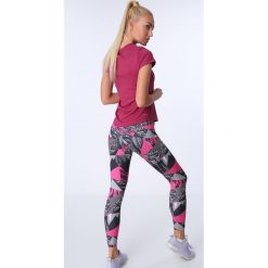 Legginsy sportowe z kolorowym nadrukiem czarno-różowe MR16018. Różowe legginsy we wzory damskie Fasardi, s. Za 69,00 zł.