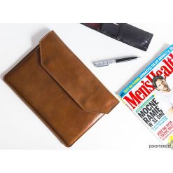 Kopertówki damskie: Etui na tablet, skórzana kopertówka