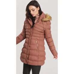 Różowa Kurtka Attendant. Różowe kurtki damskie marki other, na zimę, xl. Za 129,99 zł.