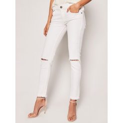 Jeansy Regular Fit One Teaspoon Freebirds II 22950. Białe jeansy damskie One Teaspoon. Za 639,00 zł.