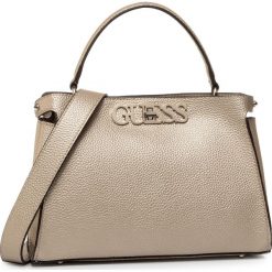 Torebka GUESS - Uptown Chic (MG) HWMG73 01050 GOL. Żółte torebki klasyczne damskie Guess, z aplikacjami, ze skóry ekologicznej, klasyczne, bez dodatków. W wyprzedaży za 359,00 zł.