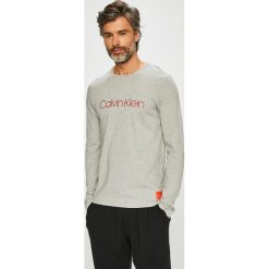 Calvin Klein Underwear - Longsleeve piżamowy. Szare piżamy męskie Calvin Klein Underwear, m, z nadrukiem, z bawełny, bez rękawów. W wyprzedaży za 119,90 zł.