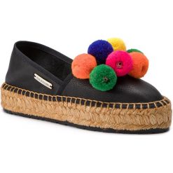 Espadryle LOVE MOSCHINO - JA10123G07JB0000 Nero. Czarne espadryle damskie Love Moschino, z aplikacjami, ze skóry, bez obcasa, na płaskiej podeszwie. Za 779,00 zł.