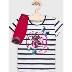 Desigual - Top dziecięcy 104-140 cm. Białe bluzki dziewczęce Desigual, z aplikacjami, z bawełny, z okrągłym kołnierzem, z krótkim rękawem, krótkie, bez kaptura. W wyprzedaży za 129,90 zł.