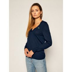 Sweter Lacoste AF5200. Niebieskie swetry damskie Lacoste, bez wzorów, klasyczne, bez rękawów, bez kaptura. Za 719,00 zł.
