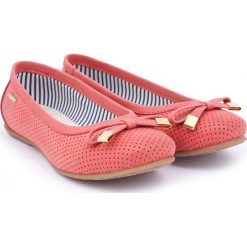 Balerinki dziurkowane - skóra naturalna - model 013 - kolor czerwony. Czerwone baleriny damskie Zapato, bez wzorów, ze skóry, bez obcasa. Za 299,00 zł.