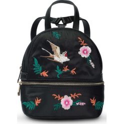 Mały plecak z haftem bonprix czarno-kolorowy. Czarne plecaki damskie marki bonprix, z haftami, eleganckie. Za 59,99 zł.
