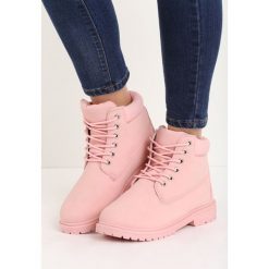 Różowe Traperki Untoward. Czerwone buty zimowe damskie Born2be, na obcasie. Za 79,99 zł.
