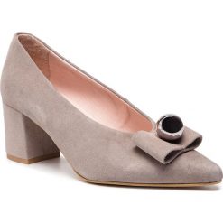 Półbuty EKSBUT - 29-5507-E08-1G Szary. Szare półbuty damskie Eksbut, z aplikacjami, ze skóry, eleganckie, bez obcasa, na obcasie, bez zapięcia. W wyprzedaży za 209,00 zł.