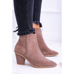 Skórzane Damskie Botki Beżowe Sonoma. Brązowe botki damskie Tagless, na wiosnę, eleganckie, bez obcasa, na słupku, bez zapięcia. Za 299,00 zł.