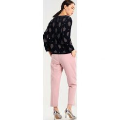 Bluzki damskie: Karen by Simonsen SPIRIT BLOUSE Bluzka black iris