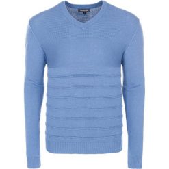 Swetry klasyczne męskie: Sweter w kolorze jasnoniebieskim