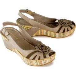 ARTIKER RELAKS 42C0409 grey, sandały damskie. Szare koturny damskie Artiker Relaks, bez wzorów, ze skóry, bez obcasa, na koturnie, bez zapięcia. Za 209,90 zł.