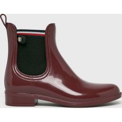 Tommy Hilfiger - Kalosze. Brązowe kalosze damskie TOMMY HILFIGER, bez wzorów, z gumy. W wyprzedaży za 219,90 zł.