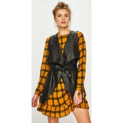 Answear - Kamizelka. Czarne kamizelki damskie marki ANSWEAR, s, z poliesteru. W wyprzedaży za 99,90 zł.