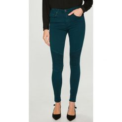 Answear - Jeansy. Zielone jeansy damskie ANSWEAR, s, bez wzorów, z elastanu. W wyprzedaży za 99,90 zł.